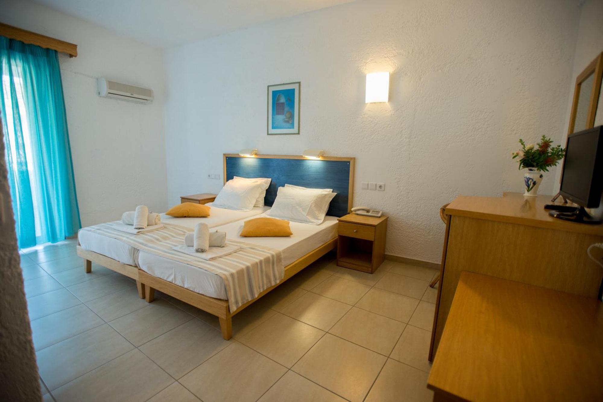 Neos Ikaros Agia Galini Exterior foto